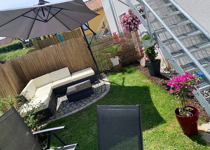 Gemuetliche Ferienwohnung In Idyllischer Lage-Auf Dem Land