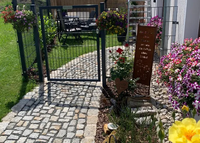 Gemuetliche Ferienwohnung In Idyllischer Lage-Auf Dem Land